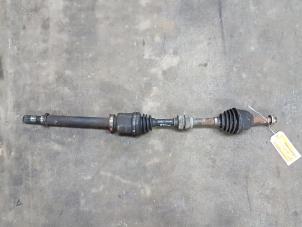Used Front drive shaft, right Nissan Micra Price € 30,00 Margin scheme offered by Autobedrijf Hoogerwerf