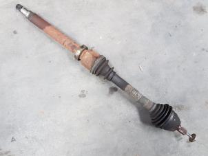 Used Front drive shaft, right Ford Focus 2 Wagon 1.6 TDCi 16V 110 Price € 40,00 Margin scheme offered by Autobedrijf Hoogerwerf