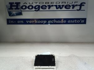 Usados Unidad de control multimedia Ford Fiesta 6 (JA8) 1.6 16V Sport Precio € 55,00 Norma de margen ofrecido por Autobedrijf Hoogerwerf