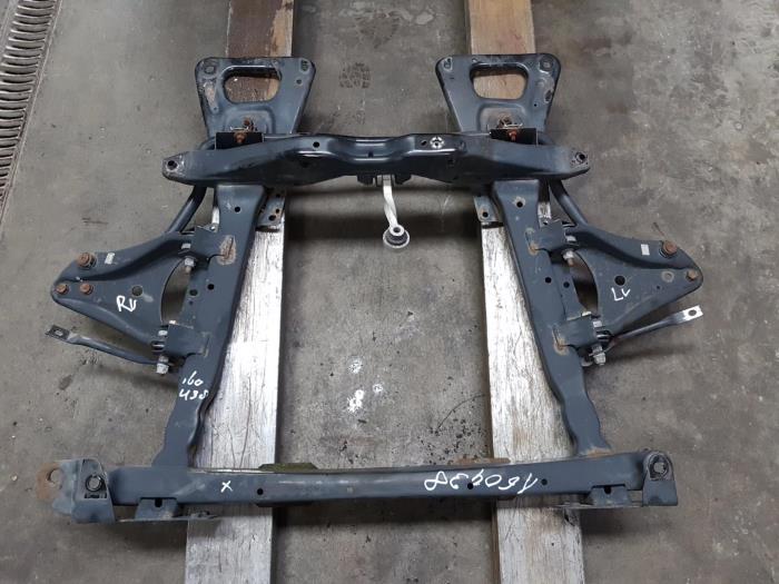 Used Subframe Renault Twingo II (CN) 1.5 dCi 90 FAP Price € 100,00 Margin scheme offered by Autobedrijf Hoogerwerf