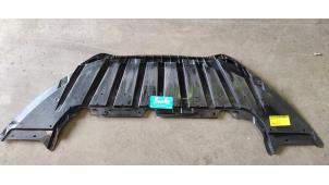 Used Front bumper cover Ford Focus 3 1.0 Ti-VCT EcoBoost 12V 125 Price on request offered by Benelux Zwijndrecht B.V.