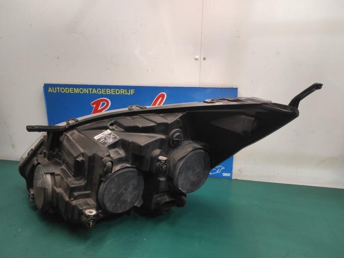 Scheinwerfer rechts Ford Transit Custom 2.2 TDCi 16V - CUJ9A MAKO