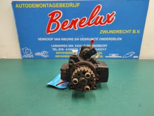 Usados Bomba de gasolina mecánica Volkswagen Passat Variant (365) 1.6 TDI 16V Bluemotion Precio de solicitud ofrecido por Benelux Zwijndrecht B.V.
