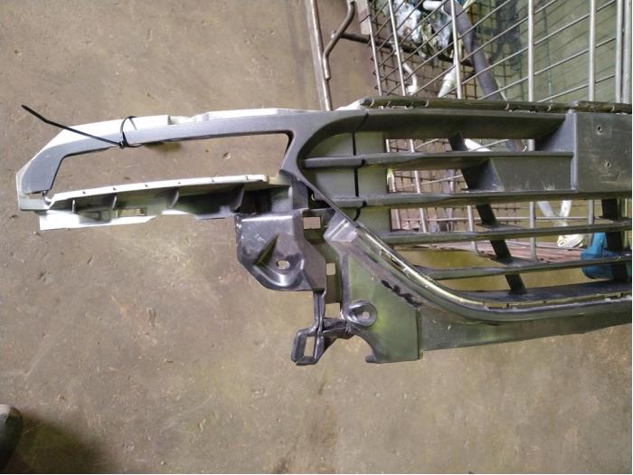 Grille Renault Clio IV 0.9 Energy TCE 90 12V - 628169950R