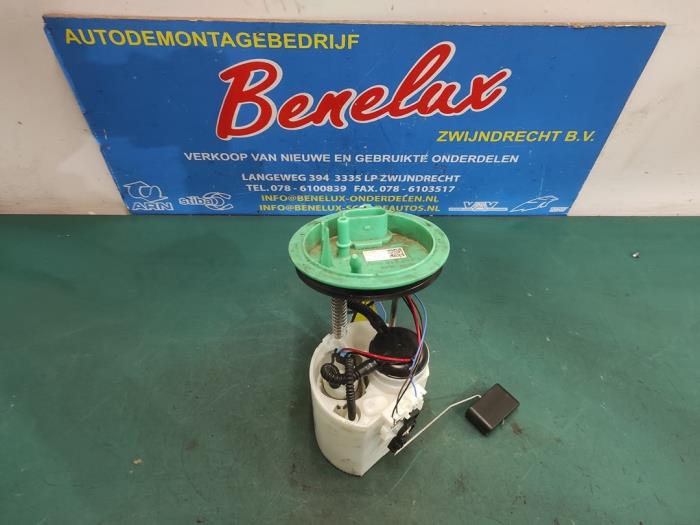 Usagé Pompe essence Volkswagen Golf VII (AUA) 1.0 TSI 12V BlueMotion Prix sur demande proposé par Benelux Zwijndrecht B.V.