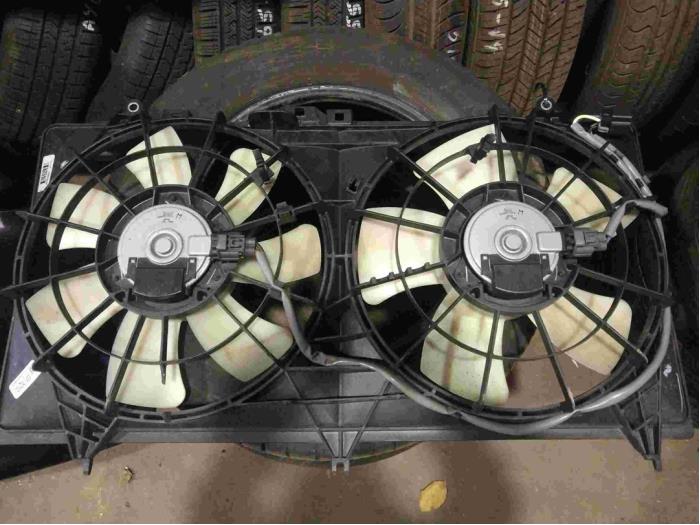 Gebrauchte Kühlerventilator Chevrolet Camaro Convertible 6.2 V8 ZL1 Preis auf Anfrage angeboten von Benelux Zwijndrecht B.V.