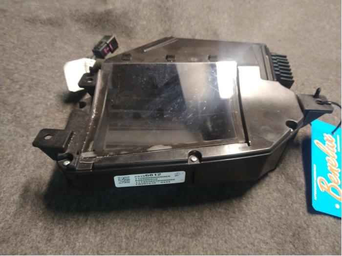 Gebrauchte Frontscheibenanzeige Chevrolet Camaro Convertible 6.2 V8 ZL1 Preis auf Anfrage angeboten von Benelux Zwijndrecht B.V.