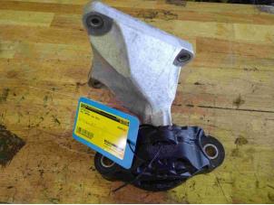 Used Engine mount Opel Ampera-e Ampera-e Price on request offered by Benelux Zwijndrecht B.V.