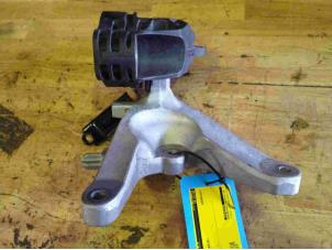 Used Engine mount Opel Ampera-e Ampera-e Price on request offered by Benelux Zwijndrecht B.V.