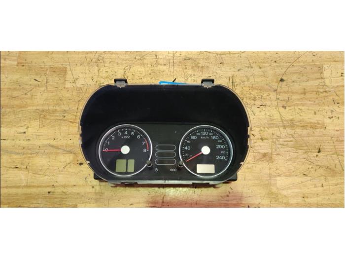 Odometer KM from a Ford Fiesta 5 (JD/JH) 2.0 16V ST150 2005