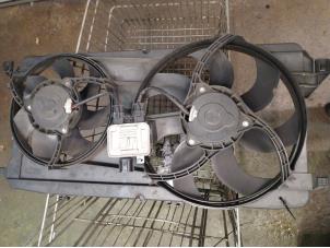 Used Radiator fan Ford Transit 2.2 TDCi 16V Price on request offered by Benelux Zwijndrecht B.V.