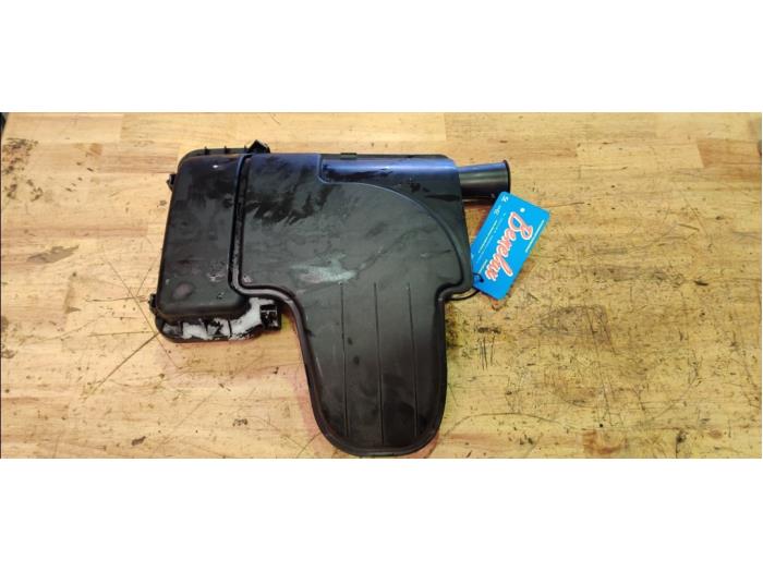 Gebrauchte Luftfiltergehäuse Toyota Aygo (B10) 1.0 12V VVT-i Preis auf Anfrage angeboten von Benelux Zwijndrecht B.V.
