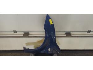 Used Front wing, left Citroen C2 (JM) 1.4 Price on request offered by Benelux Zwijndrecht B.V.