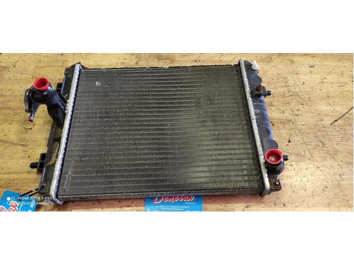 Gebrauchte Kühler Daihatsu Sirion 2 (M3) 1.3 16V DVVT Preis auf Anfrage angeboten von Benelux Zwijndrecht B.V.