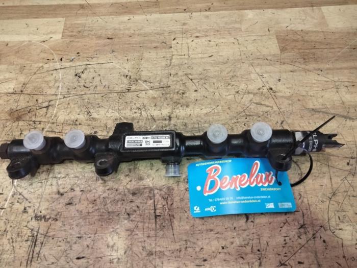 Usagé Système d'injection Ford Mondeo III Wagon 2.0 TDCi 130 16V Prix sur demande proposé par Benelux Zwijndrecht B.V.