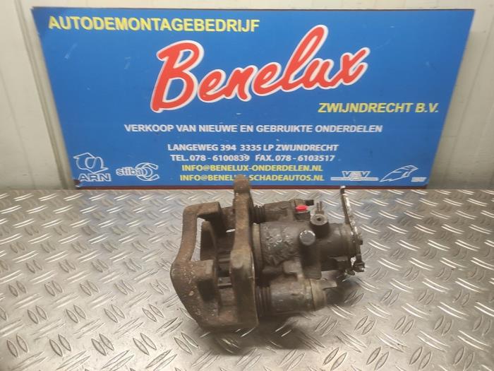 Gebrauchte Bremszange links hinten Iveco New Daily VI 33S13, 35C13, 35S13 Preis € 72,60 Mit Mehrwertsteuer angeboten von Benelux Zwijndrecht B.V.