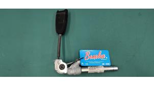 Used Seatbelt tensioner, left Opel Corsa D 1.3 CDTi 16V ecoFLEX Price on request offered by Benelux Zwijndrecht B.V.