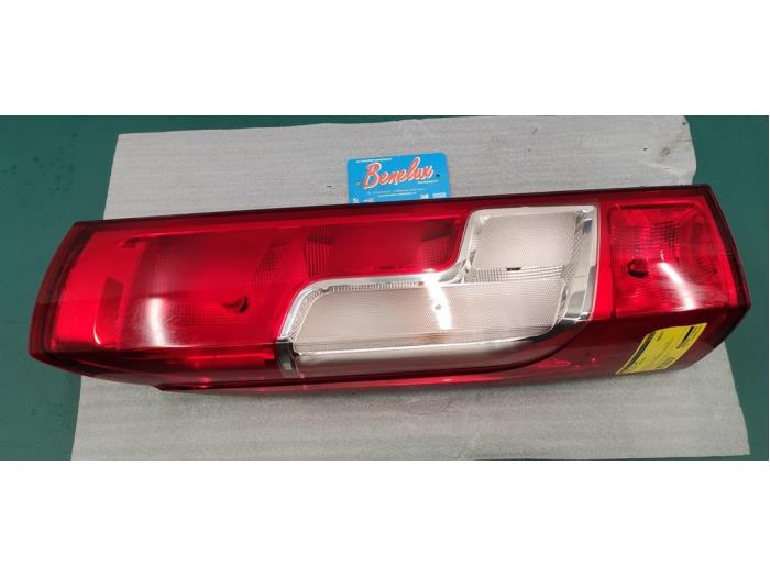 Taillight, left from a Fiat Ducato (250) 2.3 D 130 Multijet 2016