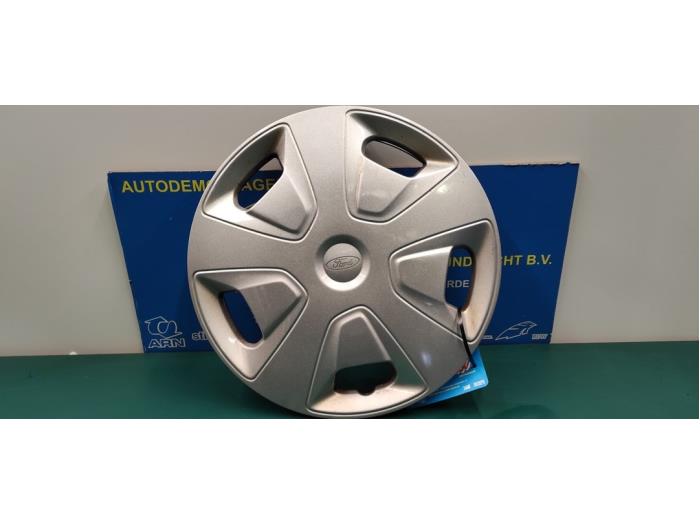 Wheel cover (spare) from a Ford Tourneo Custom 2.0 TDCi 16V Eco Blue 130 2018