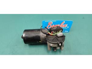 Used Front wiper motor Opel Astra G (F08/48) 1.6 16V Price on request offered by Benelux Zwijndrecht B.V.