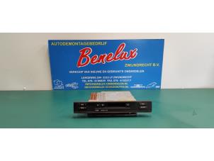 Used Radio/cassette player BMW 5 serie (E39) 520i 24V Price on request offered by Benelux Zwijndrecht B.V.