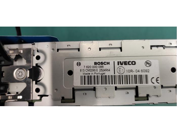 Radio CD player from a Iveco New Daily VI 33S13, 35C13, 35S13 2014