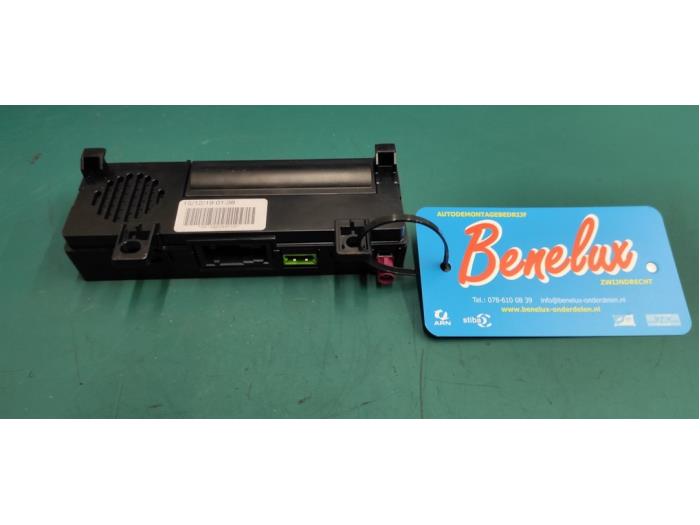 Używane Modul radiowy Citroen Jumpy 2.0 Blue HDI 180 Cena na żądanie oferowane przez Benelux Zwijndrecht B.V.