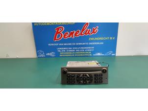Gebrauchte Radio CD Spieler Peugeot 407 SW (6E) 2.0 16V Preis auf Anfrage angeboten von Benelux Zwijndrecht B.V.