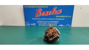 Used Mechanical fuel pump Opel Vivaro 2.0 CDTI Price on request offered by Benelux Zwijndrecht B.V.