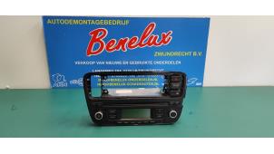 Gebrauchte Radio CD Spieler Skoda Citigo 1.0 12V Preis auf Anfrage angeboten von Benelux Zwijndrecht B.V.