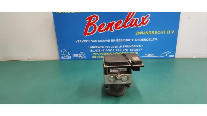 Używane Pompa ABS Alfa Romeo MiTo (955) 1.4 Turbo Multi Air 16V Quadrifoglio Verde Cena na żądanie oferowane przez Benelux Zwijndrecht B.V.