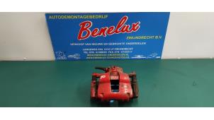 Used Front brake calliper, right Alfa Romeo MiTo (955) 1.6 JTDm 16V Price on request offered by Benelux Zwijndrecht B.V.