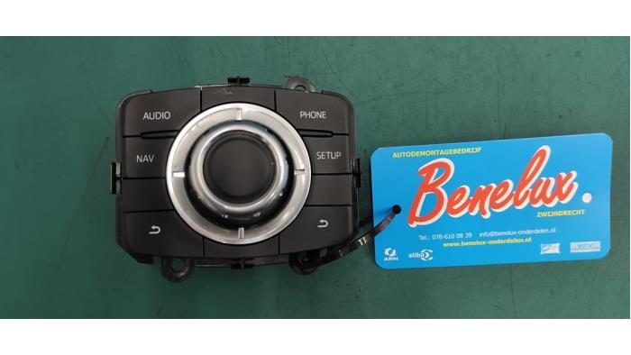 Begagnade Kontrollenhet, multimedia Mazda 6 (GJ/GH/GL) 2.0 SkyActiv-G 165 16V Pris på förfrågan erbjuds av Benelux Zwijndrecht B.V.