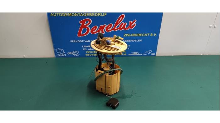 Usagé Pompe à carburant Chrysler Voyager/Grand Voyager (RG/RS) 2.8 CRD 16V Autom. Prix sur demande proposé par Benelux Zwijndrecht B.V.