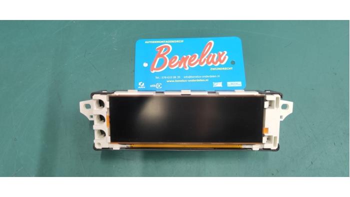 Begagnade Innerdisplay Peugeot 207/207+ (WA/WC/WM) 1.4 16V VTi Pris på förfrågan erbjuds av Benelux Zwijndrecht B.V.