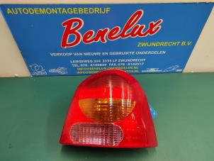 Używane Tylne swiatlo pozycyjne prawe Renault Twingo (C06) 1.2 Cena na żądanie oferowane przez Benelux Zwijndrecht B.V.