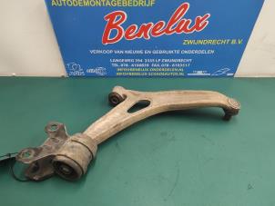 Used Front wishbone, left Ford Focus 2 Wagon 1.6 TDCi 16V 110 Price on request offered by Benelux Zwijndrecht B.V.