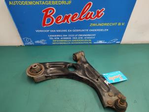 Used Front wishbone, right Chevrolet Aveo 1.3 D 16V Price on request offered by Benelux Zwijndrecht B.V.