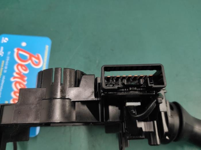 Indicator switch Peugeot 107 1.0 12V 17F001