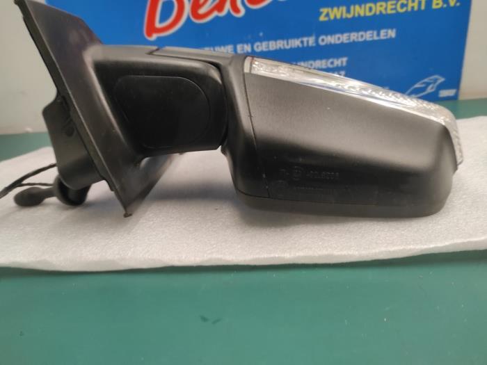 Wing mirror, left from a Opel Combo 1.3 CDTI 16V 2018