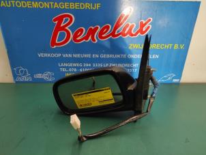 Used Wing mirror, left Toyota Yaris (P1) 1.3 16V VVT-i Price on request offered by Benelux Zwijndrecht B.V.