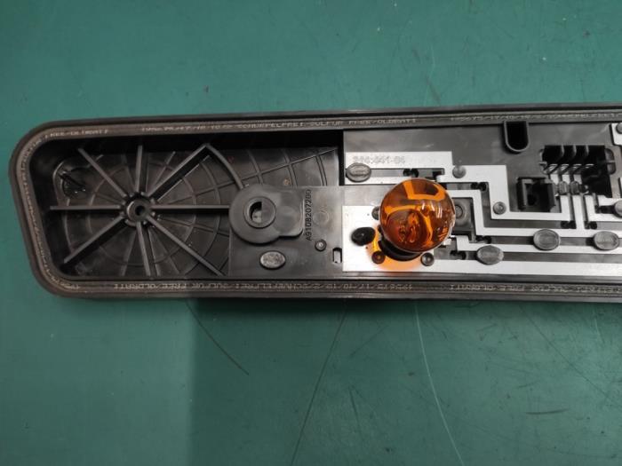 PCB, right taillight from a Mercedes-Benz Sprinter 5t (907.6) 316 CDI 2.1 D RWD 2020