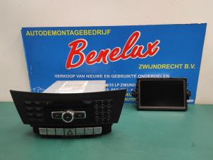 Używane Zestaw nawigacji Mercedes C Estate (S204) 3.0 C-350 CDI V6 24V 4-Matic Cena na żądanie oferowane przez Benelux Zwijndrecht B.V.