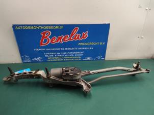 Used Wiper motor + mechanism Mercedes C Estate (S204) 3.0 C-350 CDI V6 24V 4-Matic Price on request offered by Benelux Zwijndrecht B.V.