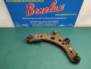 Used Front wishbone, right Daihatsu Sirion 2 (M3) 1.0 12V DVVT Price on request offered by Benelux Zwijndrecht B.V.