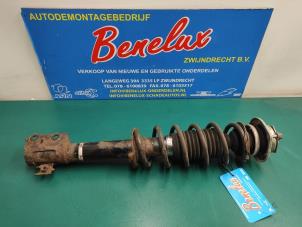 Used Front shock absorber rod, left Daihatsu Sirion 2 (M3) 1.0 12V DVVT Price on request offered by Benelux Zwijndrecht B.V.