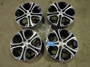 Used Set of wheels Opel Ampera-e Ampera-e Price on request offered by Benelux Zwijndrecht B.V.