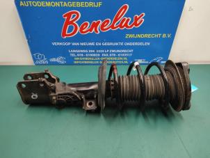 Used Front shock absorber rod, right Mercedes C Estate (S204) 3.0 C-350 CDI V6 24V 4-Matic Price on request offered by Benelux Zwijndrecht B.V.