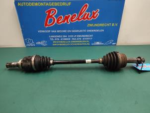 Used Front drive shaft, left Toyota Aygo (B40) 1.0 12V VVT-i Price on request offered by Benelux Zwijndrecht B.V.