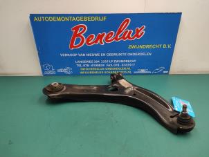 Used Front wishbone, right Hyundai i20 (GBB) 1.0 T-GDI 100 12V Price on request offered by Benelux Zwijndrecht B.V.